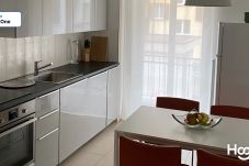 Cucina completamente attrezzata e zona pranzo